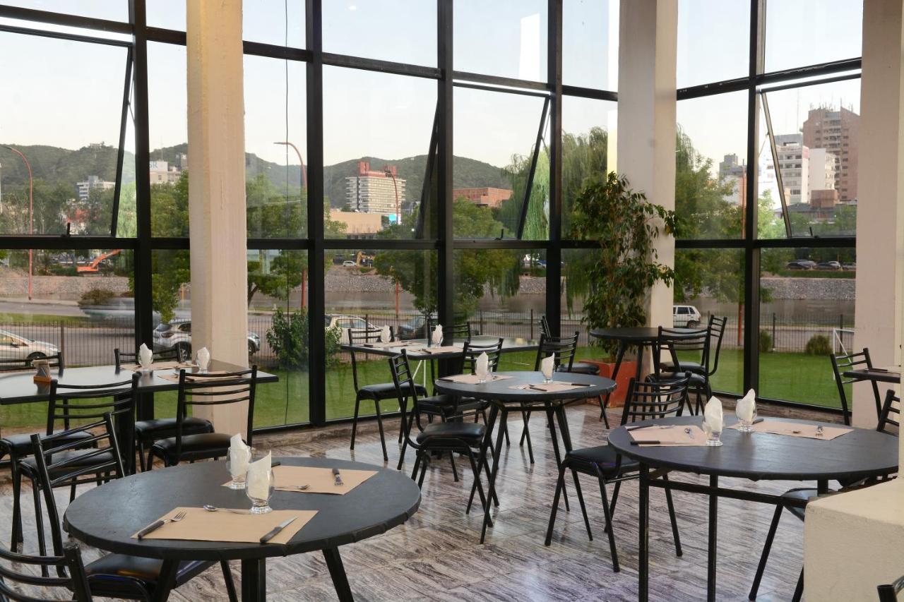 Hotel El Condado Вілья-Карлос-Пас Екстер'єр фото