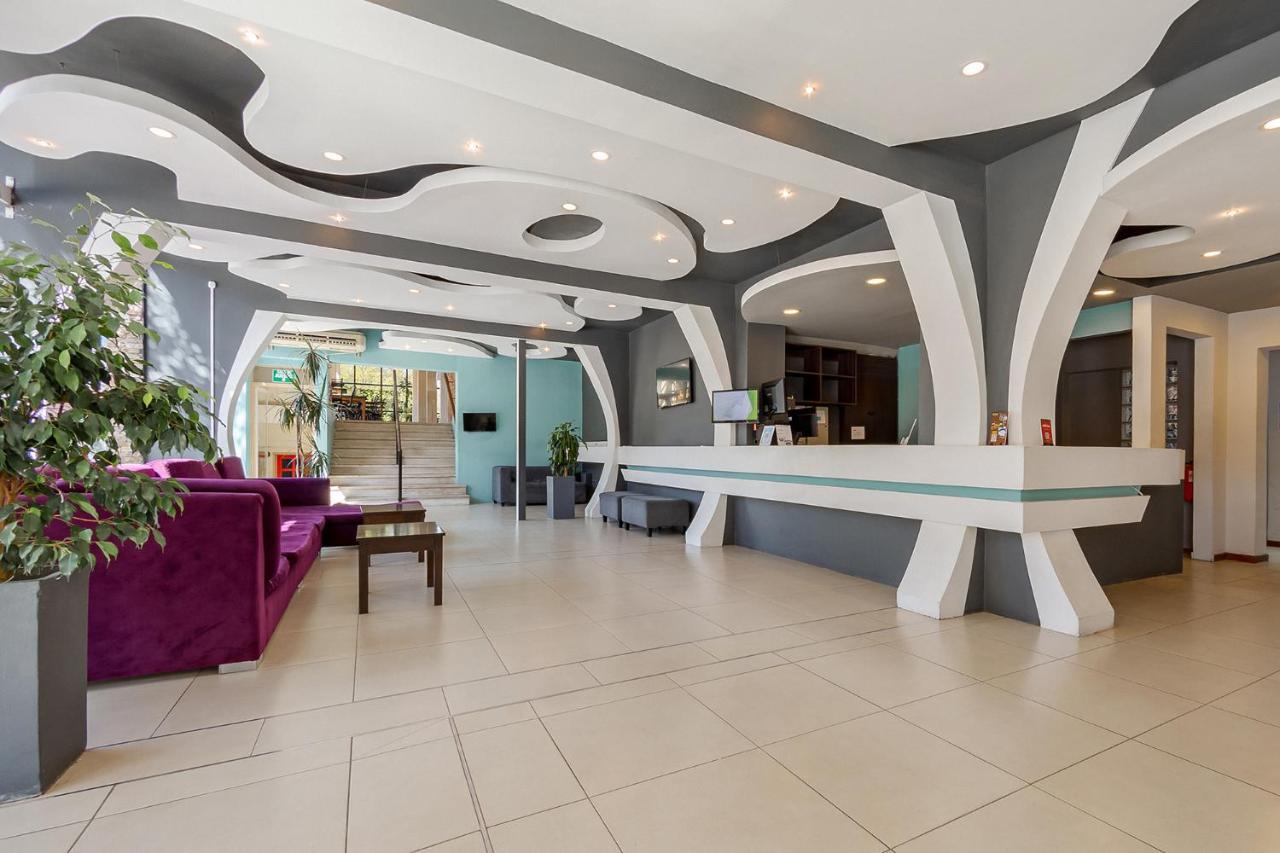 Hotel El Condado Вілья-Карлос-Пас Екстер'єр фото