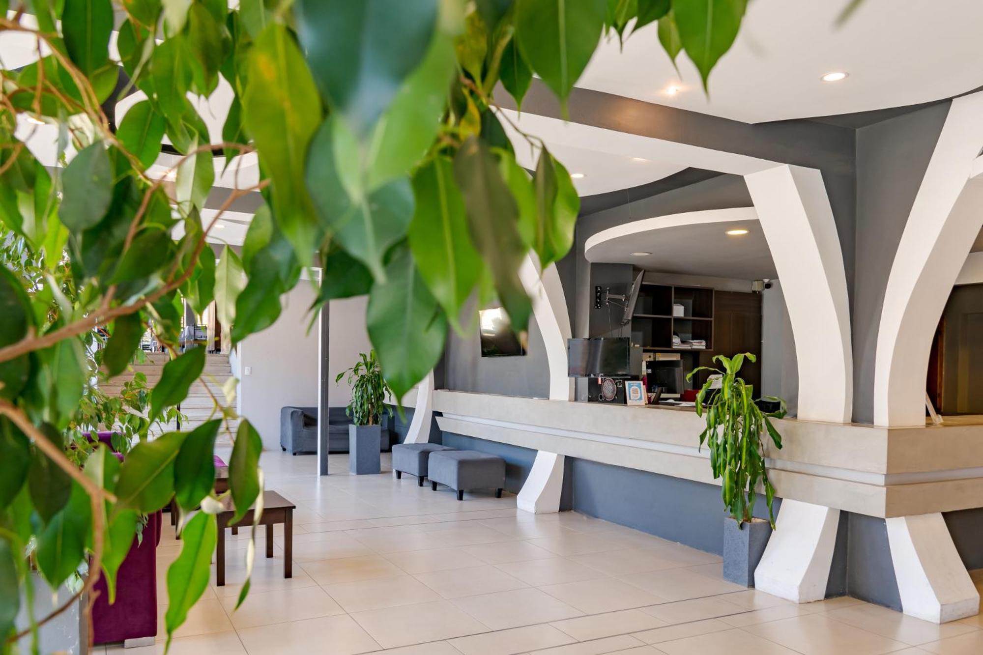 Hotel El Condado Вілья-Карлос-Пас Екстер'єр фото