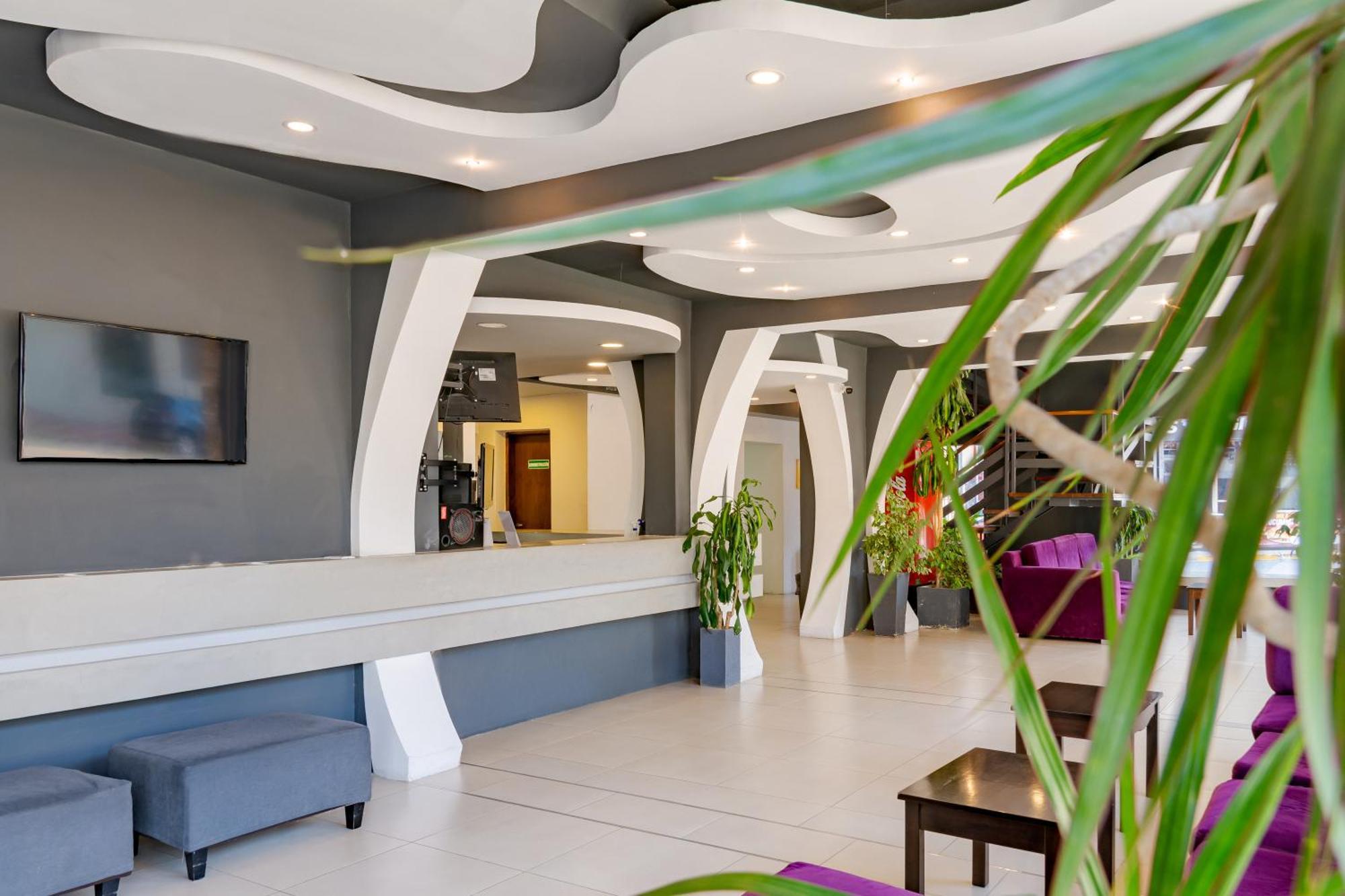 Hotel El Condado Вілья-Карлос-Пас Екстер'єр фото